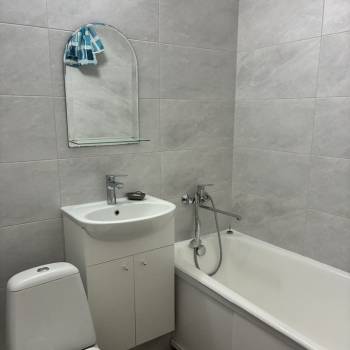 Сдается 1-комнатная квартира, 38 м²