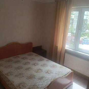 Продается 1-комнатная квартира, 37,6 м²