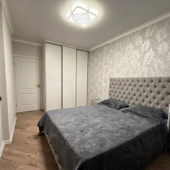Продается 1-комнатная квартира, 46 м²