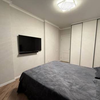Продается 1-комнатная квартира, 46 м²
