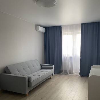 Сдается 1-комнатная квартира, 45 м²