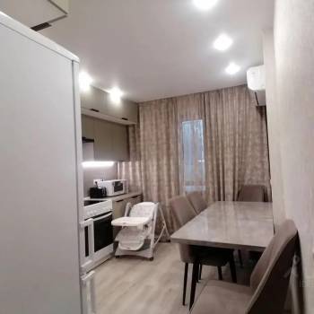Сдается 1-комнатная квартира, 43,5 м²