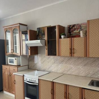 Сдается 1-комнатная квартира, 50 м²