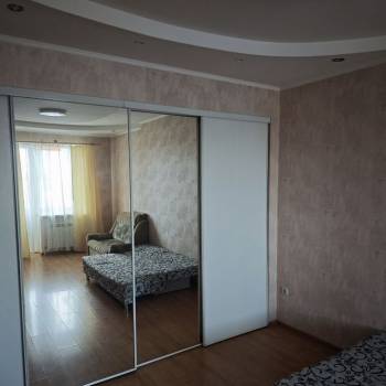 Сдается 1-комнатная квартира, 42 м²
