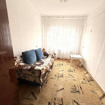 Сдается Многокомнатная квартира, 60 м²