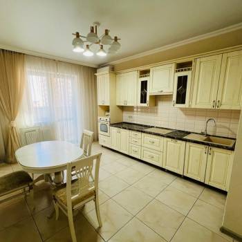 Сдается 2-х комнатная квартира, 71,7 м²