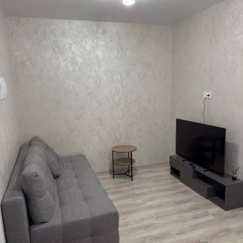Сдается 1-комнатная квартира, 47 м²
