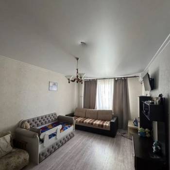 Продается 1-комнатная квартира, 37,9 м²