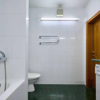 Продается 1-комнатная квартира, 70,5 м²