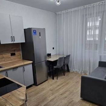 Сдается 1-комнатная квартира, 42,3 м²