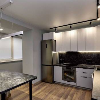 Сдается 2-х комнатная квартира, 85,4 м²