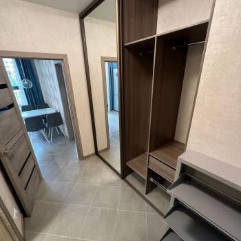 Продается 1-комнатная квартира, 39 м²