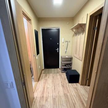 Продается 1-комнатная квартира, 40 м²