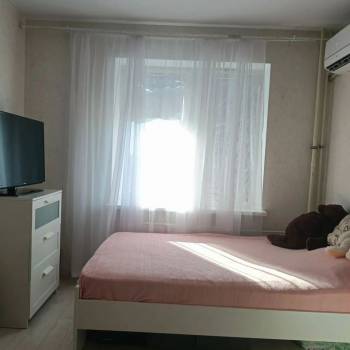 Сдается 1-комнатная квартира, 37 м²