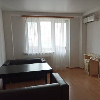 Сдается Многокомнатная квартира, 75 м²