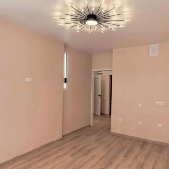 Продается 1-комнатная квартира, 38 м²