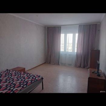 Сдается 1-комнатная квартира, 43 м²