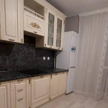 Продается 1-комнатная квартира, 40,8 м²