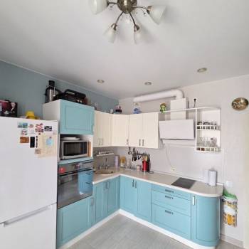 Продается 1-комнатная квартира, 40,4 м²