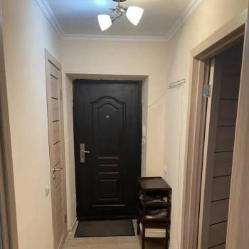 Продается 1-комнатная квартира, 35 м²