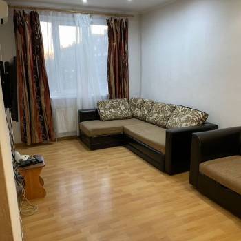 Сдается 1-комнатная квартира, 35 м²