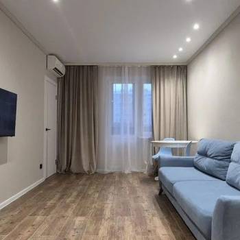 Продается 1-комнатная квартира, 41,3 м²