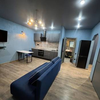 Продается 1-комнатная квартира, 44 м²