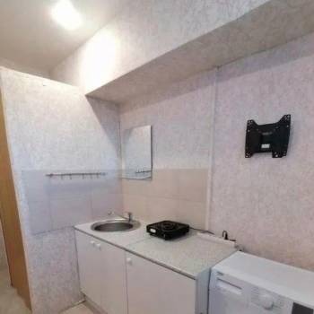 Продается 1-комнатная квартира, 13 м²