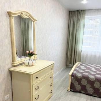 Сдается Многокомнатная квартира, 62 м²