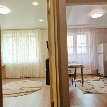 Продается 1-комнатная квартира, 39 м²