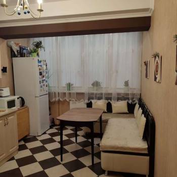 Сдается 1-комнатная квартира, 42 м²