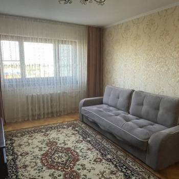 Сдается Многокомнатная квартира, 64 м²