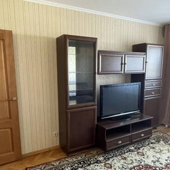 Сдается Многокомнатная квартира, 64 м²