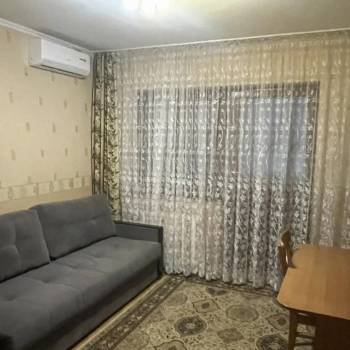 Сдается Многокомнатная квартира, 64 м²