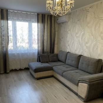 Сдается 1-комнатная квартира, 39 м²
