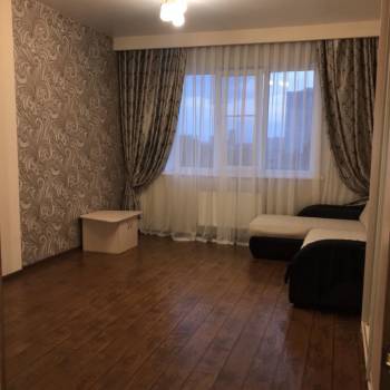 Продается 1-комнатная квартира, 50,9 м²