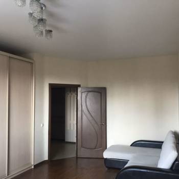 Продается 1-комнатная квартира, 50,9 м²