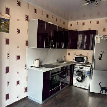 Сдается 1-комнатная квартира, 40 м²