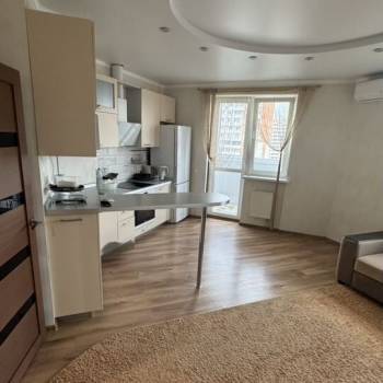 Сдается 2-х комнатная квартира, 68 м²