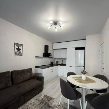 Сдается 1-комнатная квартира, 39,7 м²