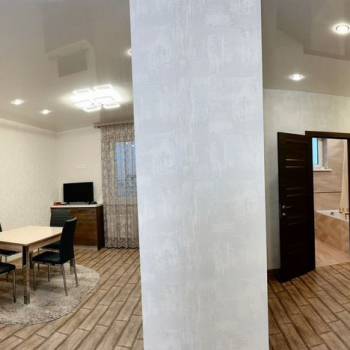 Сдается 2-х комнатная квартира, 70 м²