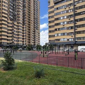 Сдается 1-комнатная квартира, 39 м²