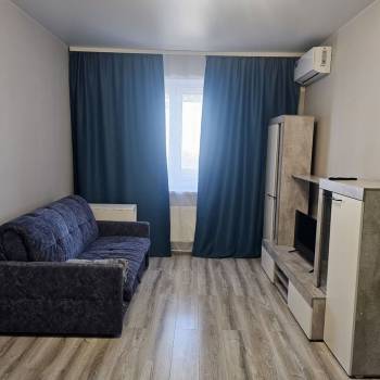 Сдается 1-комнатная квартира, 39 м²