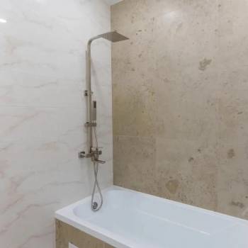 Продается 1-комнатная квартира, 40 м²