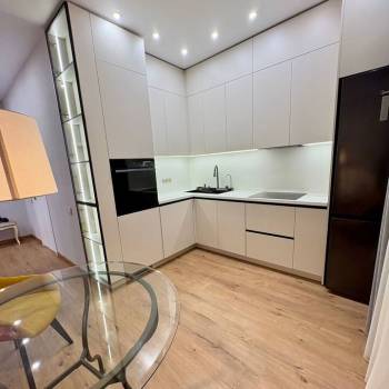 Продается 2-х комнатная квартира, 58,6 м²