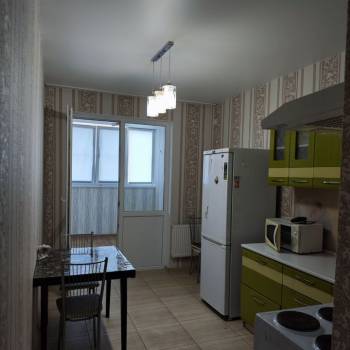 Продается 1-комнатная квартира, 41 м²