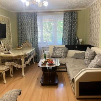 Продается 1-комнатная квартира, 51 м²