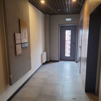 Продается 1-комнатная квартира, 35 м²