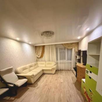 Сдается Многокомнатная квартира, 62 м²