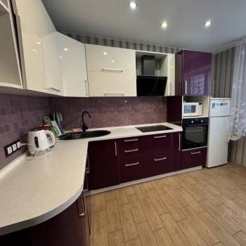 Сдается 1-комнатная квартира, 42 м²